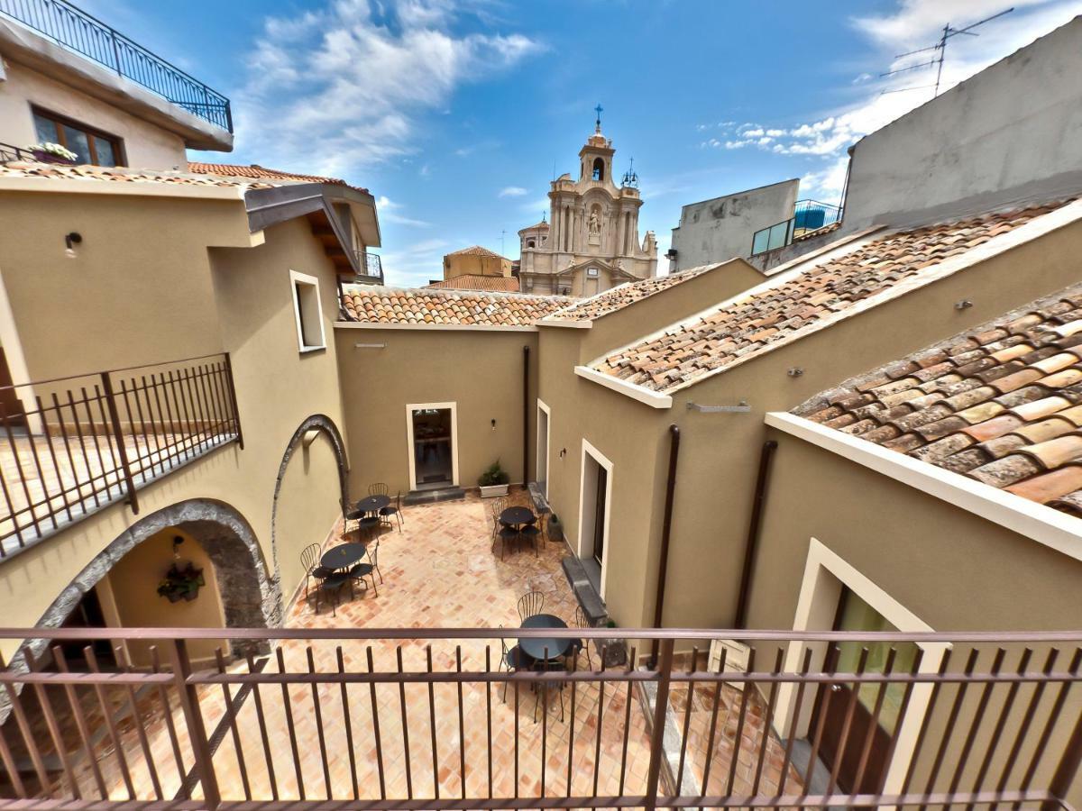 Locanda Don Uzzo Aci SantʼAntonio Esterno foto